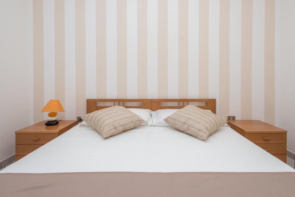 Blu Side Hotel & Residence Торре-Сан-Джованни-Удженто Экстерьер фото