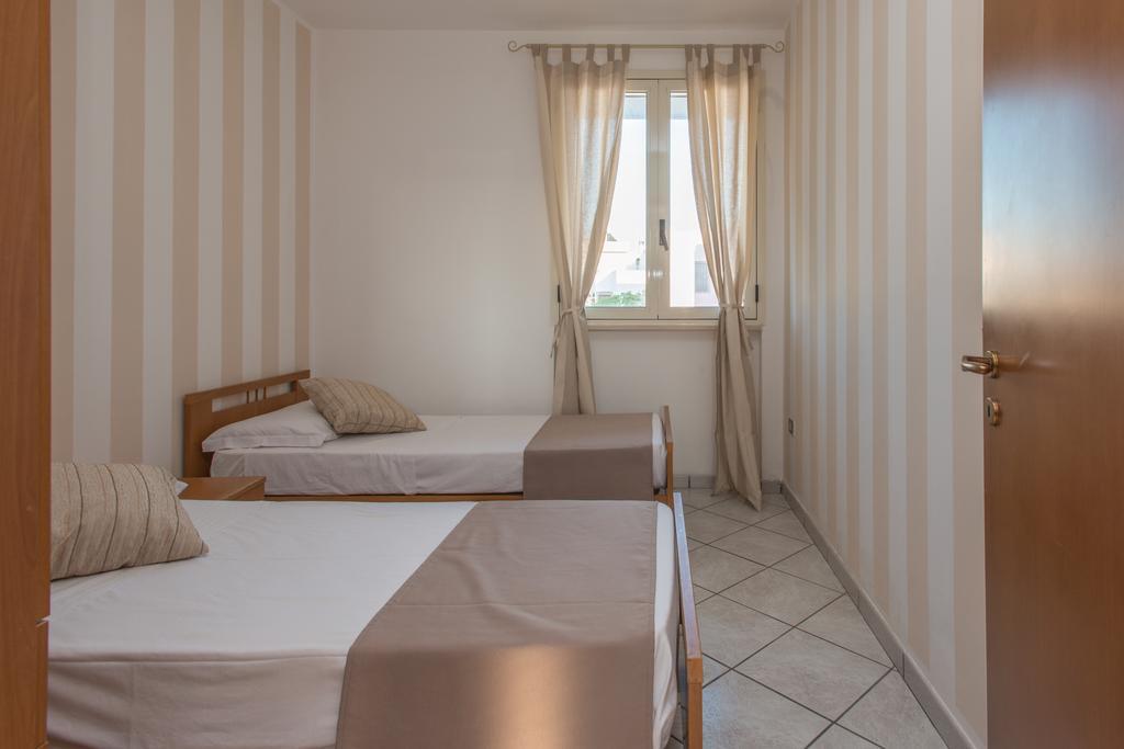 Blu Side Hotel & Residence Торре-Сан-Джованни-Удженто Экстерьер фото