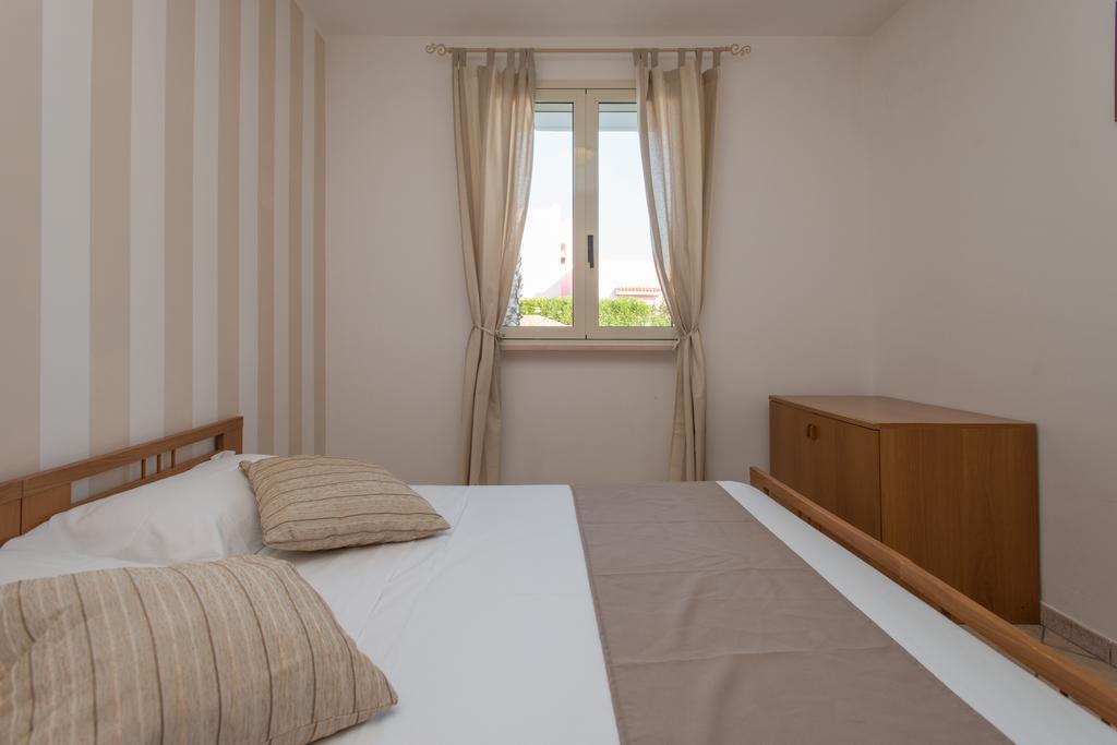 Blu Side Hotel & Residence Торре-Сан-Джованни-Удженто Экстерьер фото
