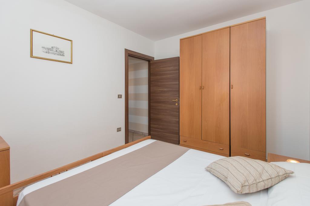 Blu Side Hotel & Residence Торре-Сан-Джованни-Удженто Экстерьер фото