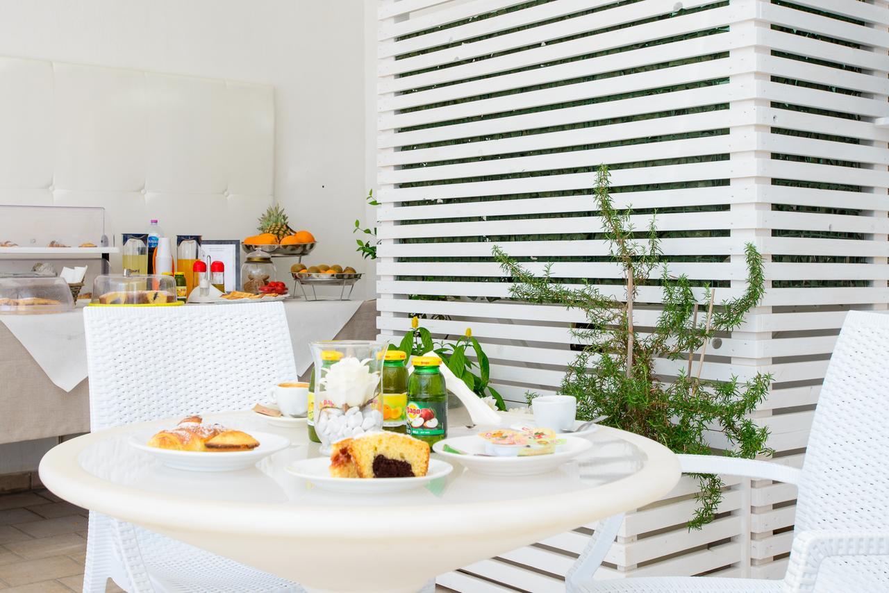 Blu Side Hotel & Residence Торре-Сан-Джованни-Удженто Экстерьер фото