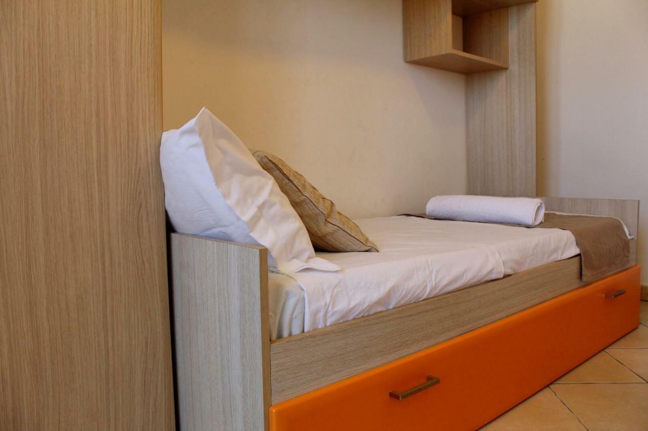 Blu Side Hotel & Residence Торре-Сан-Джованни-Удженто Экстерьер фото